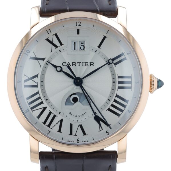 57_18d8bac4-f502-40b2-a225-19cd8773259a Cartier Rotonde de Cartier 18k Rose Gold Silver Dial 42mm Automatic W1556220
