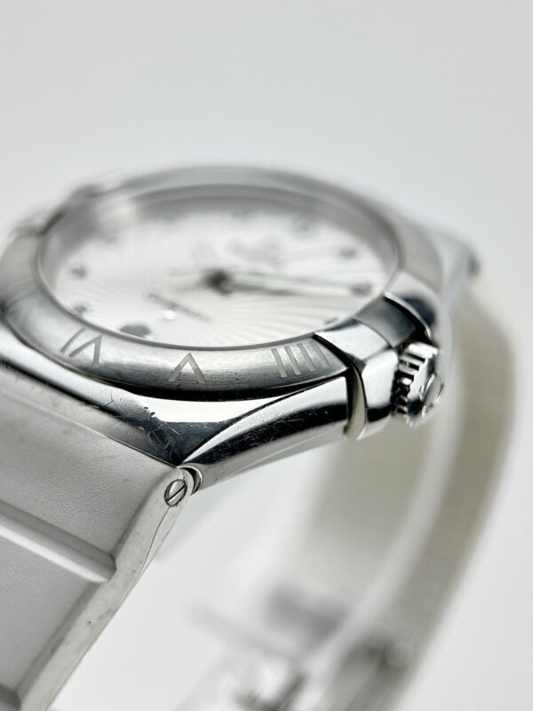 57_1f8b5d4b-5dff-4d20-b853-03b8b61eb031 Omega Watch Constellation White Dial Diamond 123.12.35.60.52.001 Quartz Movement