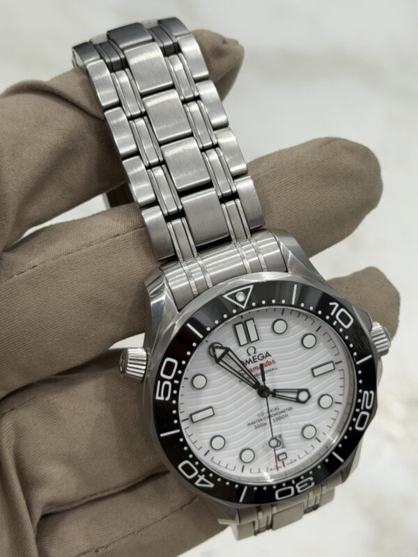 Omega Seamaster Steel White Dial 42mm Automatic Watch 210.30.42.20.04.001