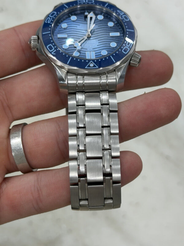 57_3a51b2df-d683-4755-b67e-f041002534e2 Omega Seamaster Diver 300M Summer Blue Edition 42mm 210.30.42.20.03.003 – B/P
