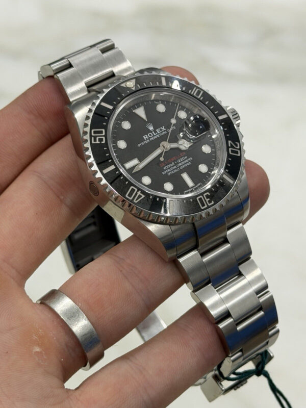 2017 Rolex Sea-Dweller Stainless Steel Black Dial 43mm Automatic Watch 126600