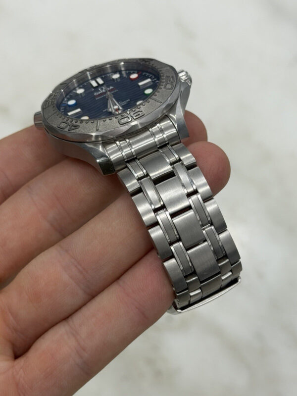 57_4dc21011-3b78-4f47-aed2-97fc933d0dd3 Omega Seamaster Beijing 2022 Automatic Chronometer Blue Dial Mens Watch