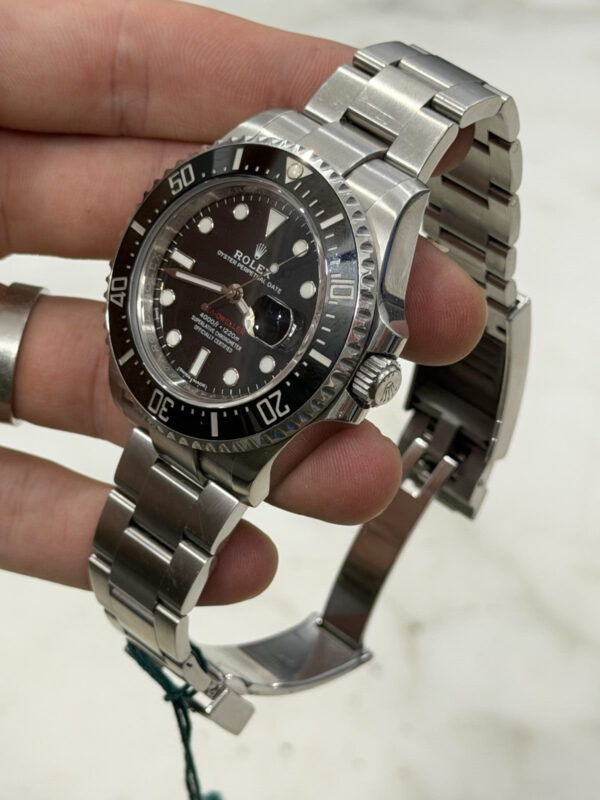 2017 Rolex Sea-Dweller Stainless Steel Black Dial 43mm Automatic Watch 126600