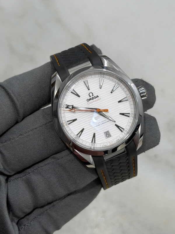 2023 Omega Seamaster Aqua Terra Automatic Rubber Strap Watch 220.12.41.21.02.002
