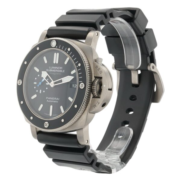 57_d2e07a1f-fa33-479d-9964-bb3ab253710a Panerai Luminor Submersible Black Dial Titanium 47mm Automatic Men’s PAM01389