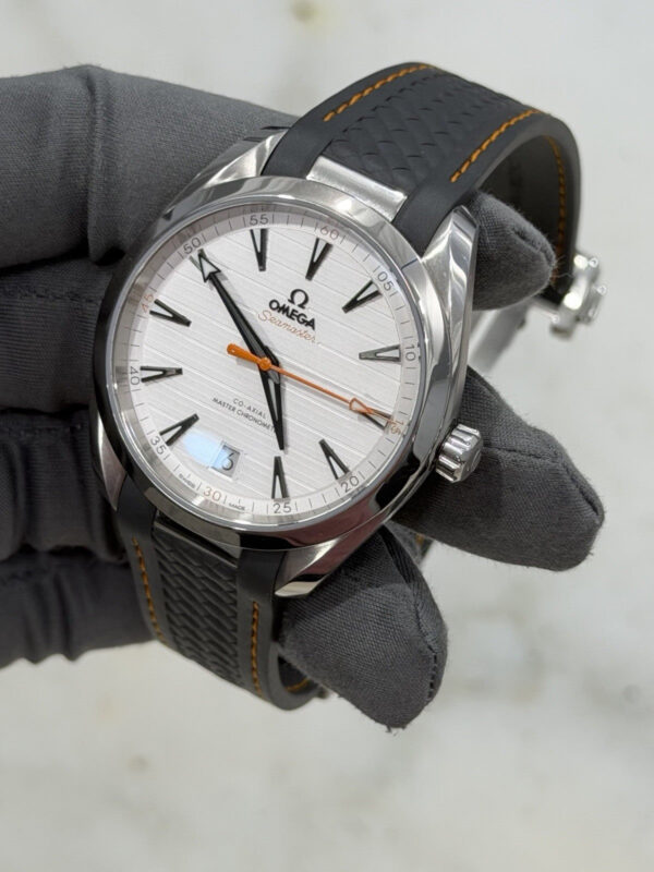 2023 Omega Seamaster Aqua Terra Automatic Rubber Strap Watch 220.12.41.21.02.002